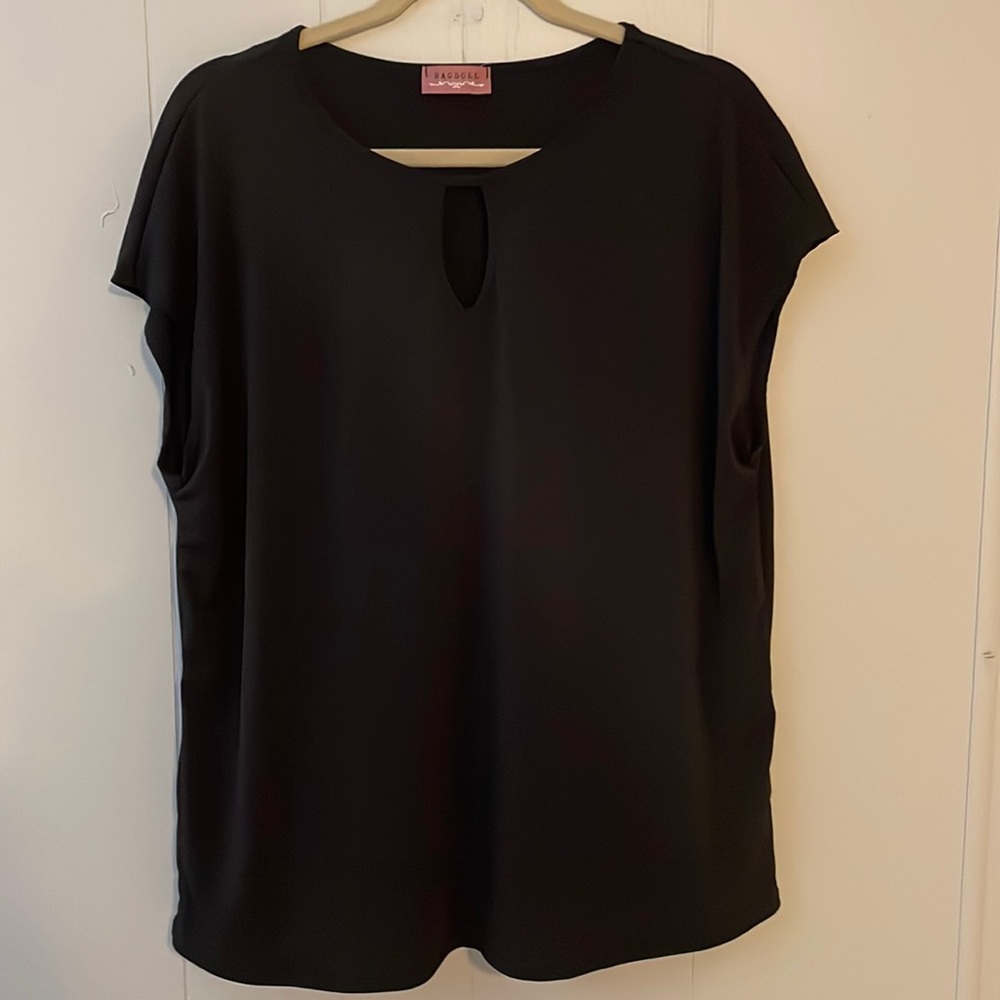 Basic Black Top, NWT